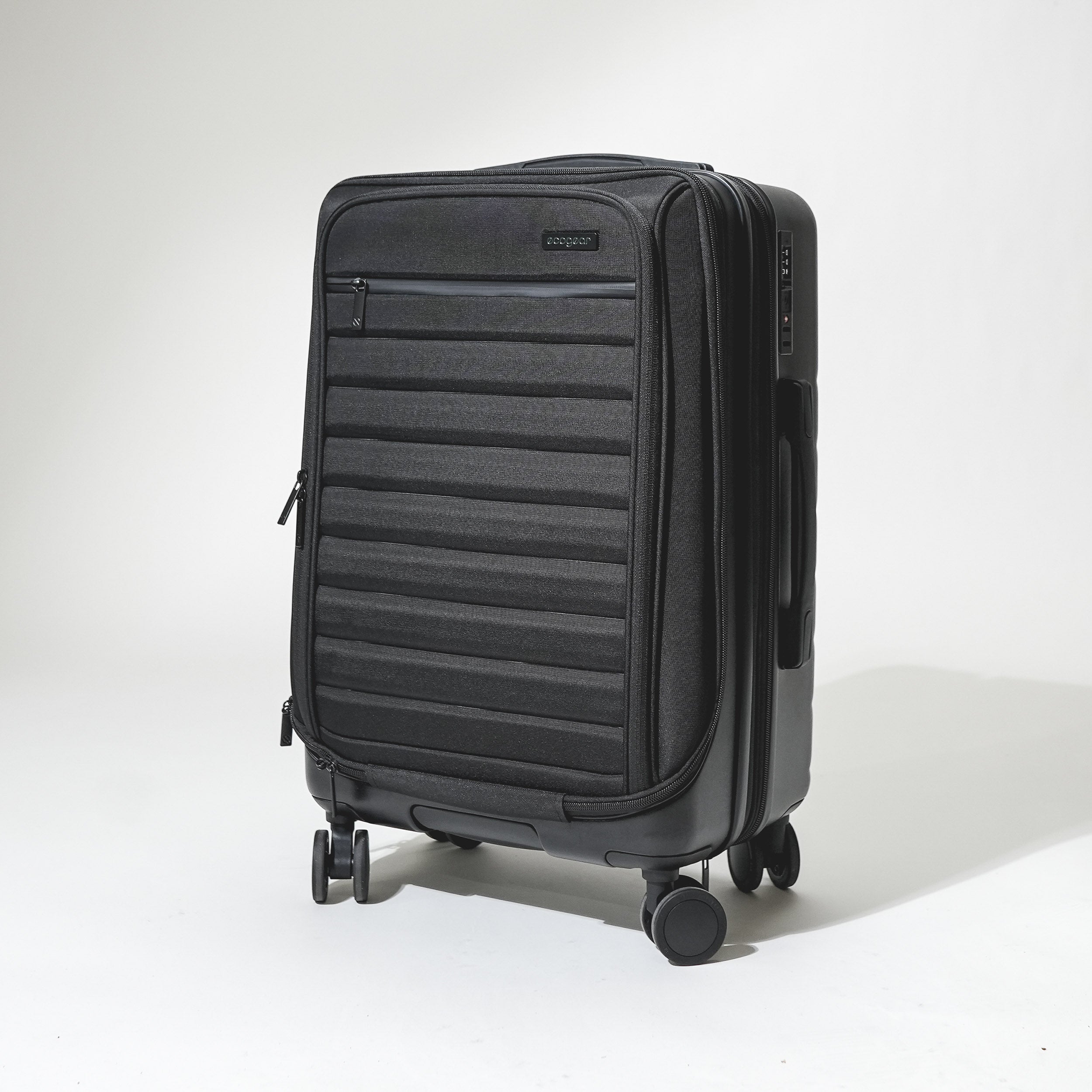 Exclusive VIP Hybrid Carry-on Luggage + Free vacuum bag + Custom engraving